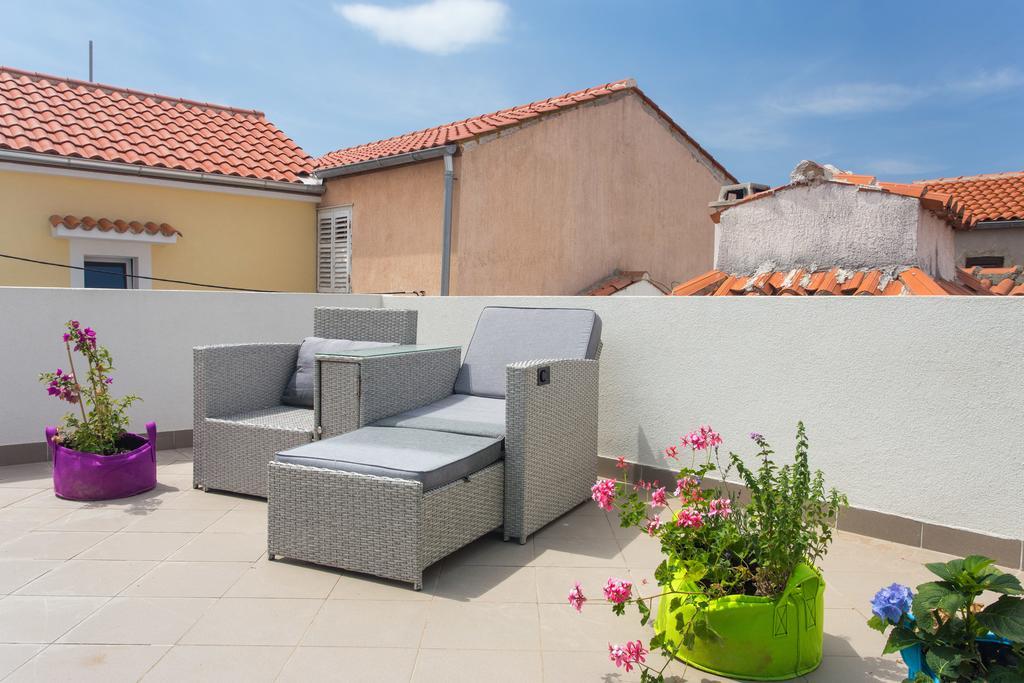Yvonne Apartment Krk Town Luaran gambar